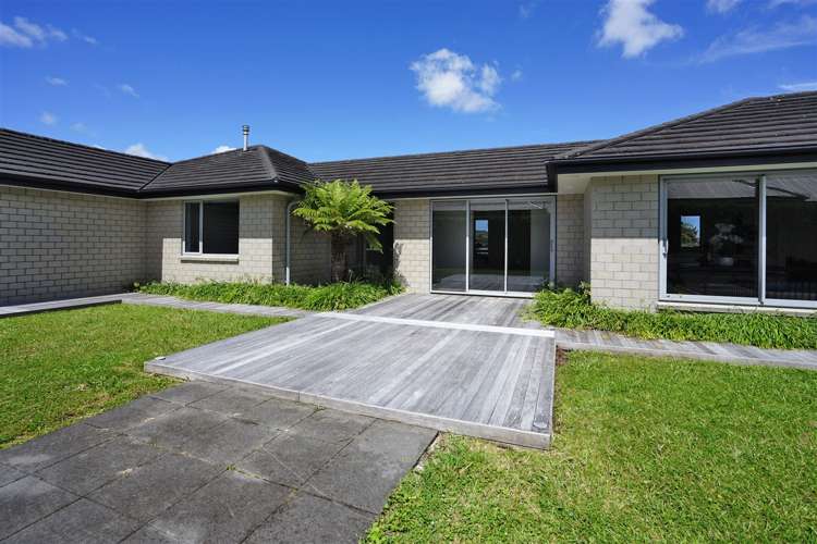 1 Bos Crescent Flagstaff_19