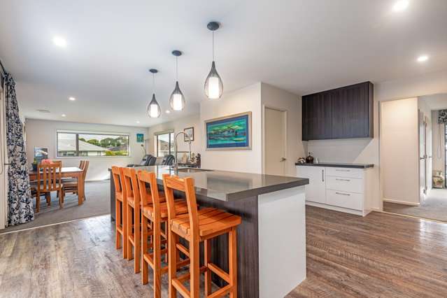 42 Nancy Avenue Feilding_3