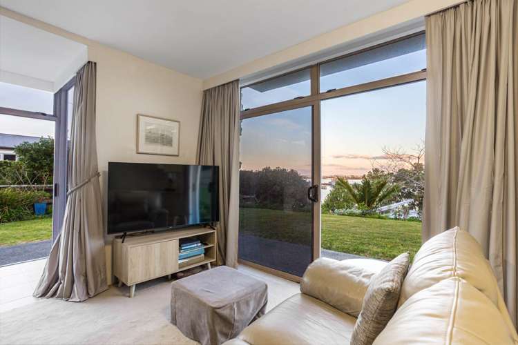 2/25 Stanley Point Road Stanley Point_8