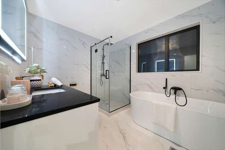 92 Godley Road Green Bay_16