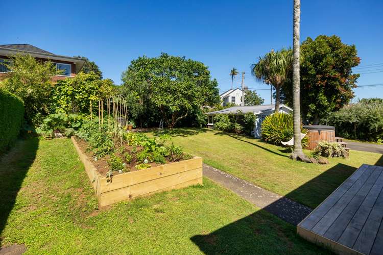 7 Stilwell Road Mount Albert_27