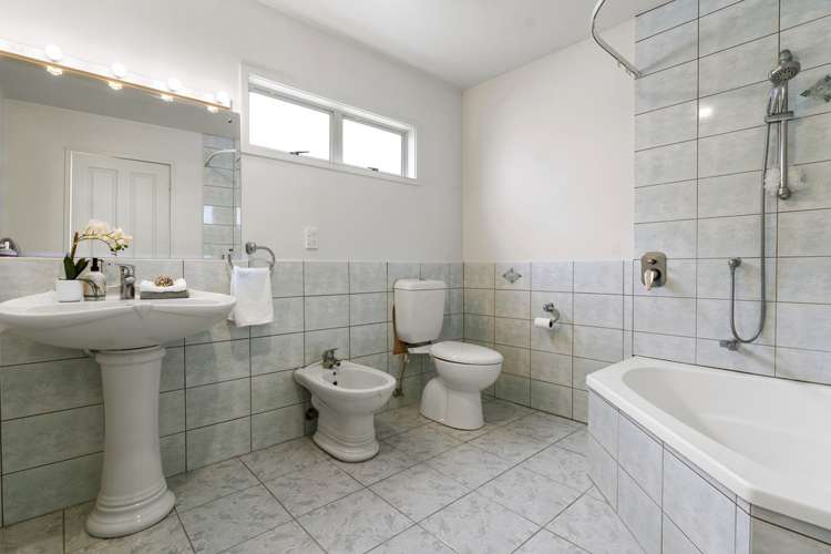 6 Ngake Street Orakei_12