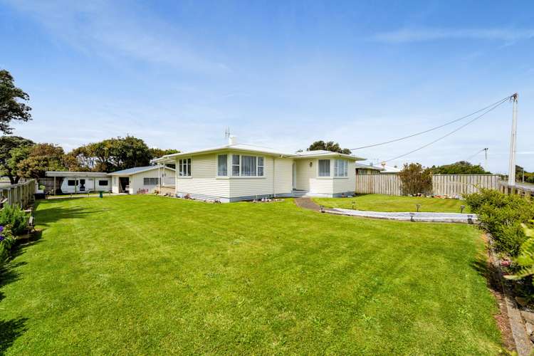 234 Egmont Street Patea_16
