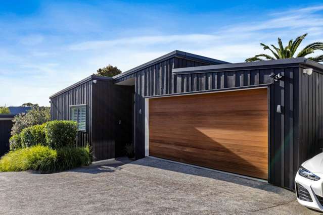 SUPER-PRIVATE FAMILY OASIS