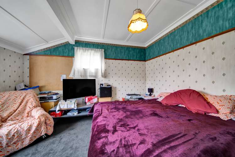 68 Collins Street Hawera_18