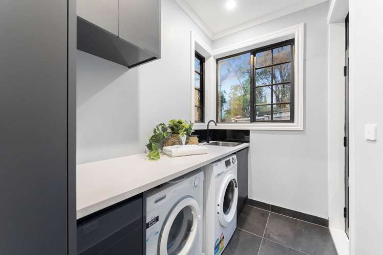 11 Almond Grove Greenhithe_11