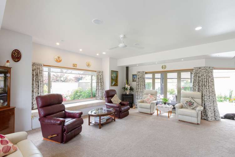 7 Halkin Mews Taradale_5