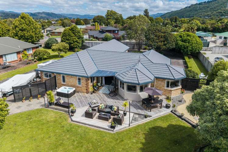 30 Galveston Grove Totara Park_27