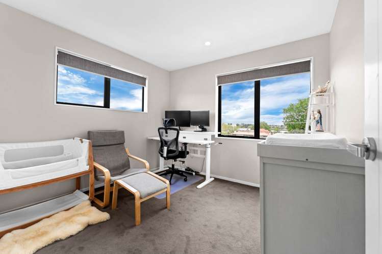 7/10 Newington Road Henderson_19