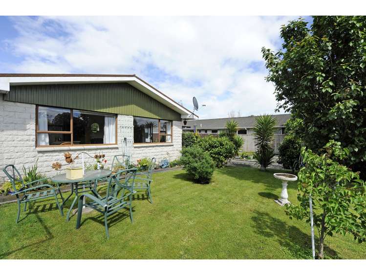 15 Exeter Street Stoke_14