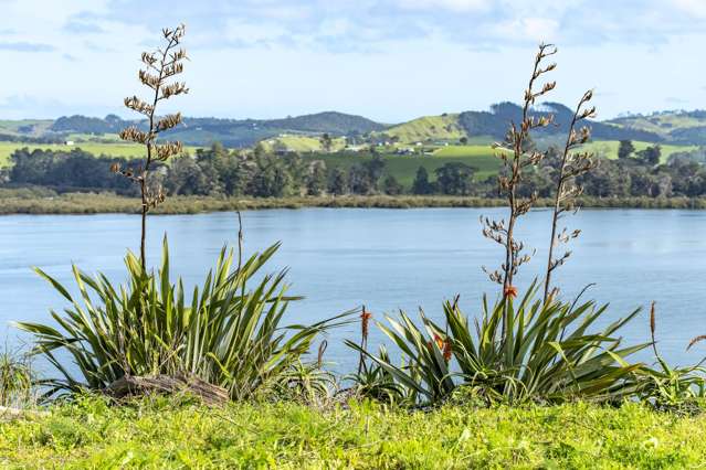 Build Your Dream on Pahi Peninsula