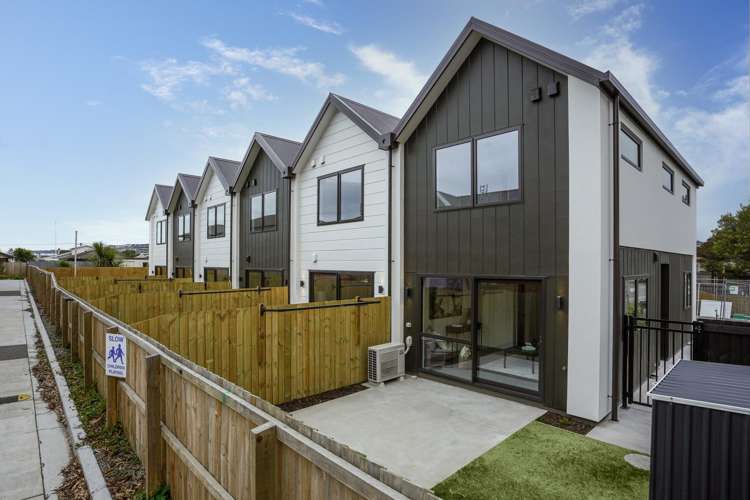 Units 1-5/100 Aldwins Road Phillipstown_23