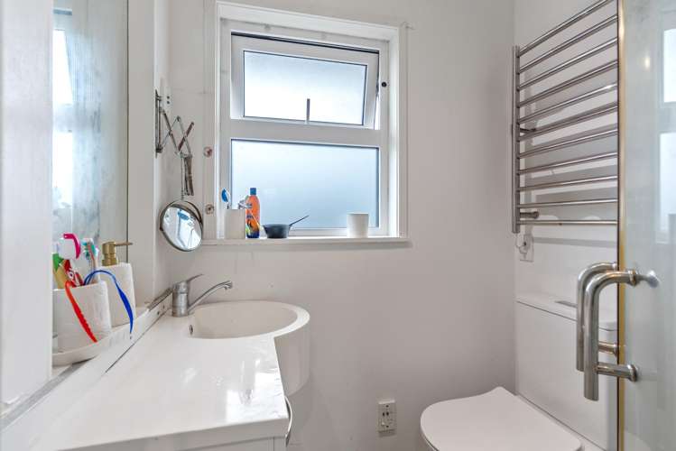 3/24 Taharoto Road Takapuna_7