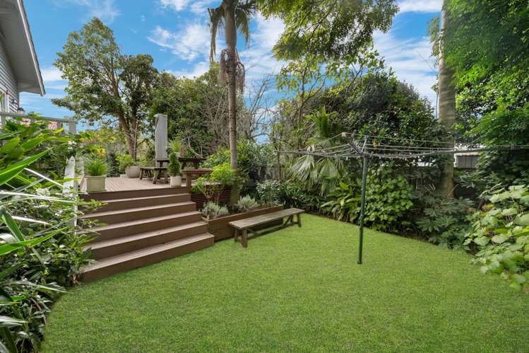 924 Mount Eden Road Three Kings_17