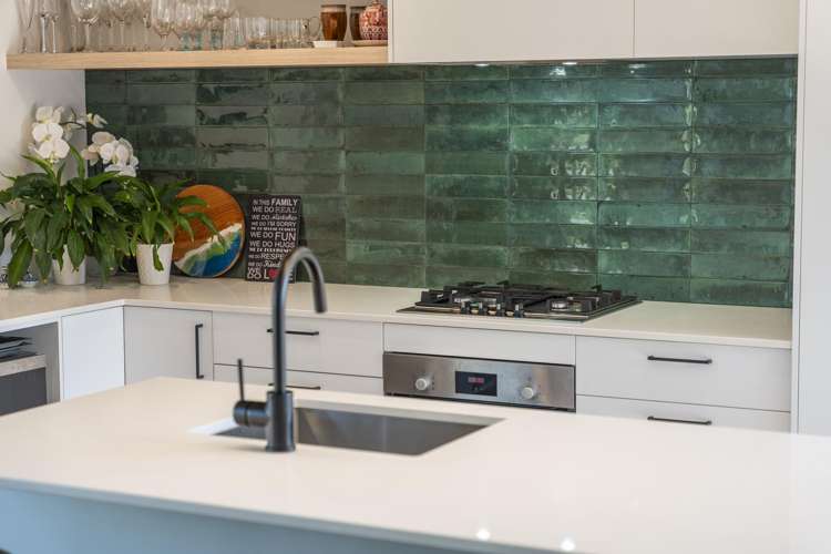 12 Repo Street Wharewaka_10