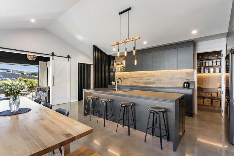 64 Riverhead Point Drive Riverhead_5