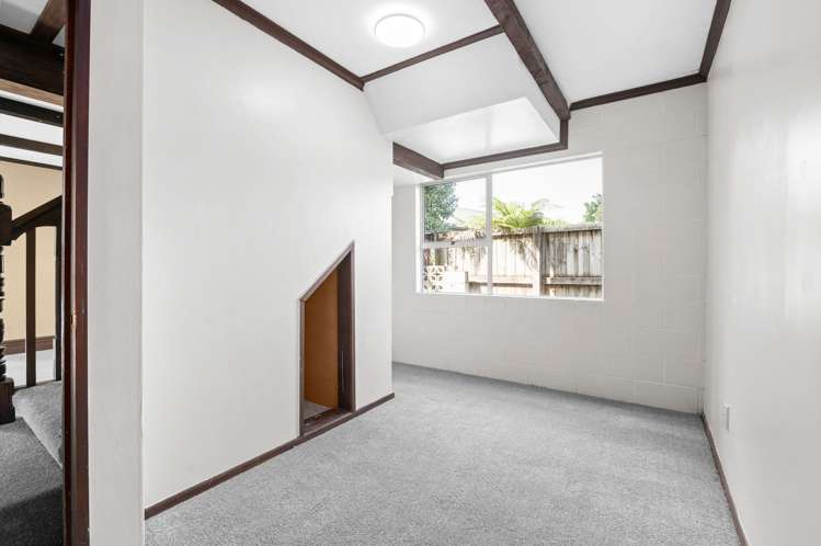 16 Knighton Road Hillcrest_14