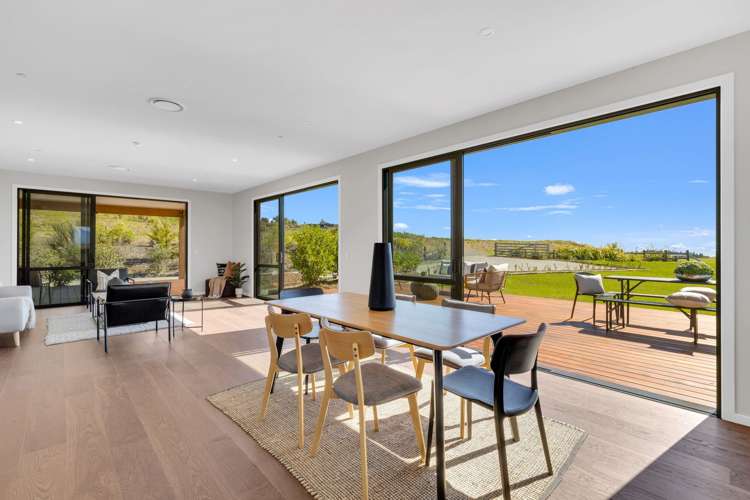 289 Bronte Road West Mahana_3