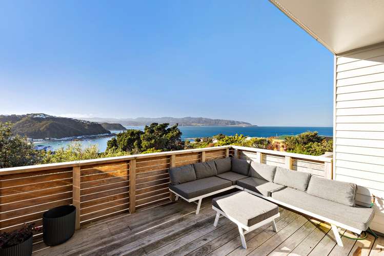 8/52 High Street Island Bay_2