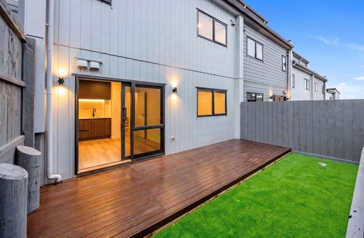 2/17 Peverill Crescent Papatoetoe_10
