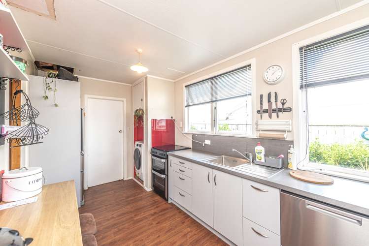 19 Gibbons Crescent Castlecliff_5