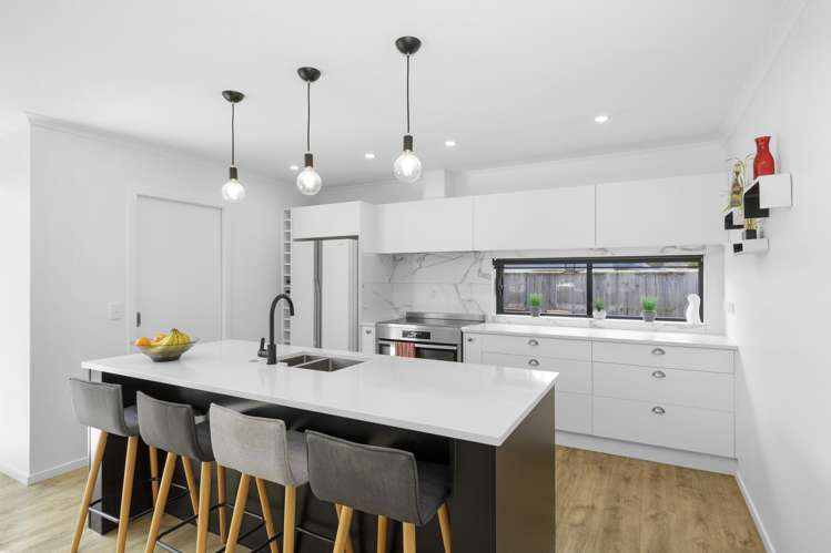 11 Poulson Grove Trentham_2