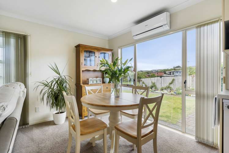 2 Columbia Crescent Beachlands_30