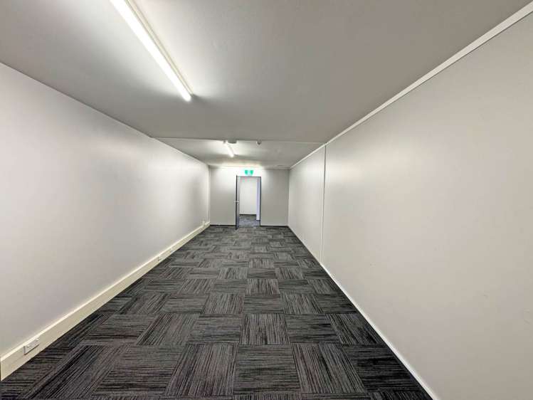 Unit C/136 Cryers Road East Tamaki_6