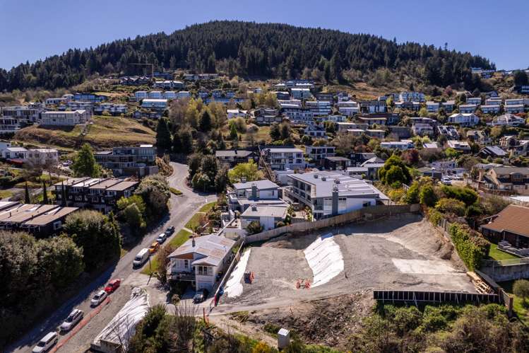 7 Edgar Street Queenstown_11