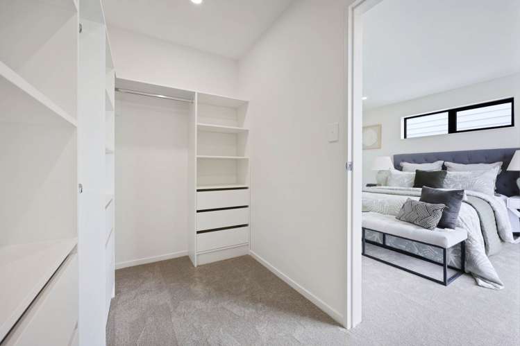 12B Butley Drive Farm Cove_30