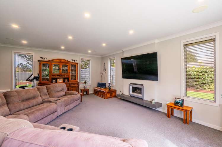 47 Matua Grove Otatara_5