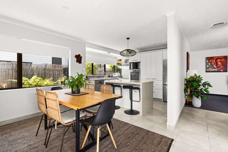 54A Menin Road Onekawa_9