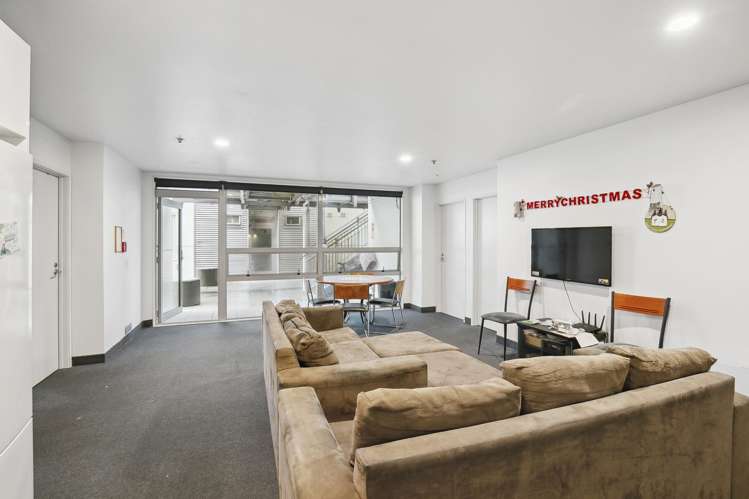 4/27 Hanson Street Mount Cook_6