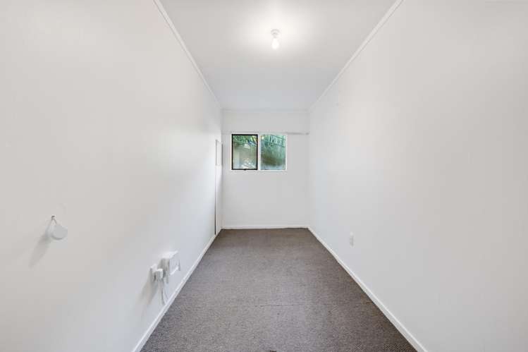 Units 1-3/91 Waikawa Road Picton_11