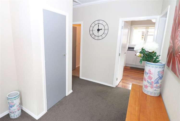 12 George Street Stokes Valley_18