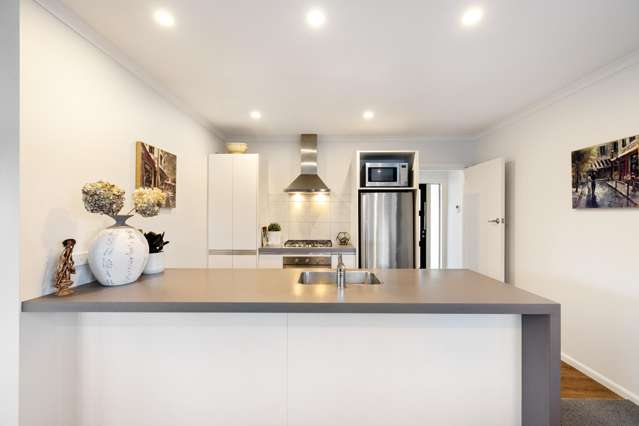 Reduced to  $749,000/Open Sat 2.30pm !