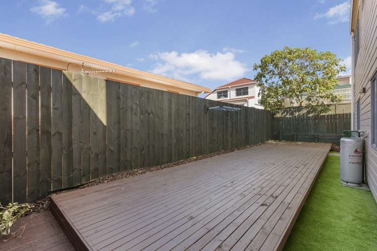 6 Zamora Lane Mount Roskill_15