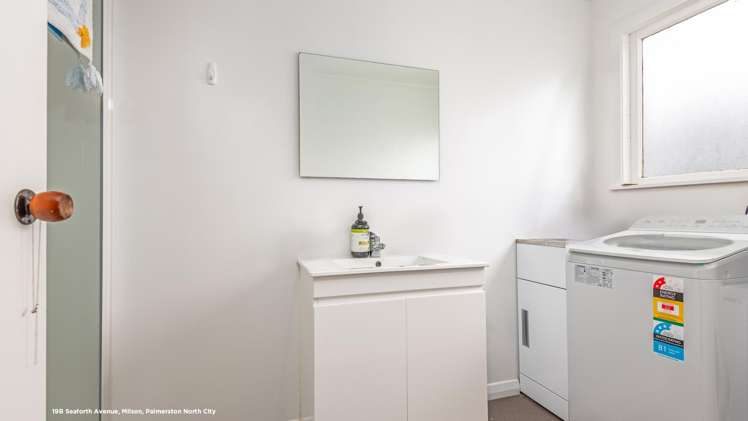 19 Seaforth Avenue Milson_15