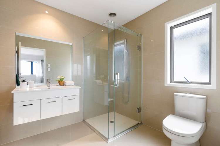 22 Eastwood Rise Browns Bay_14