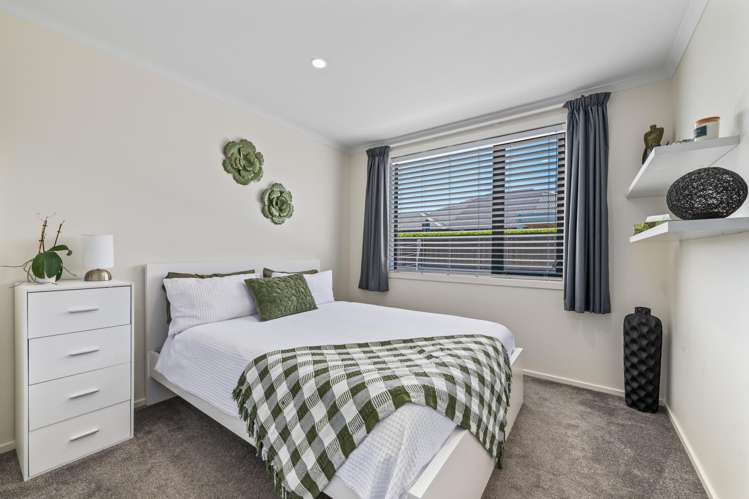 31 Corsair Crescent Burleigh_14