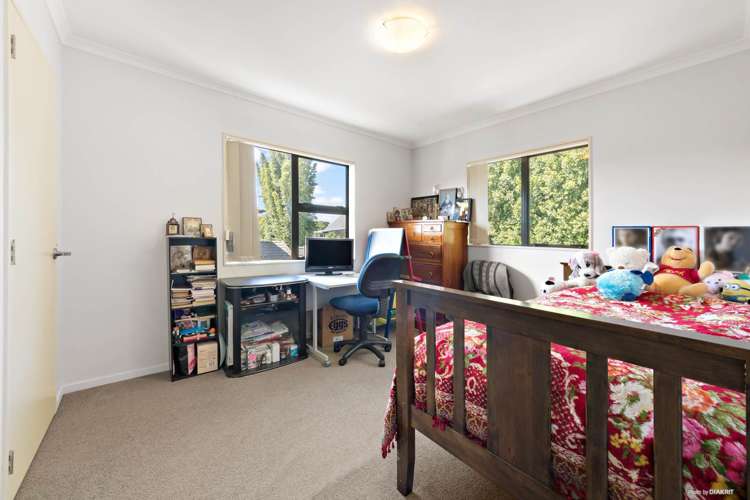 22 Burtons Drive Swanson_12