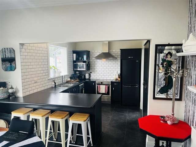 8 Lyon Street Marton_1