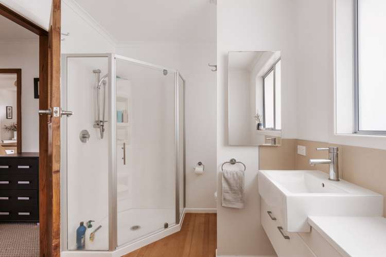 10 Short Street Otumoetai_28