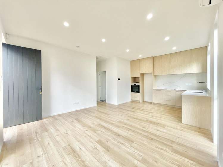 2/131 Rockfield, Road 1814_2
