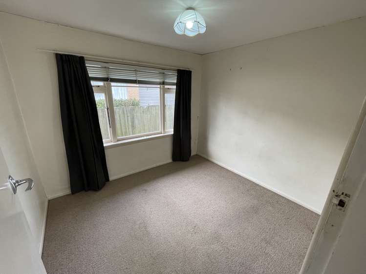 1/84 Travis Road Burwood_5