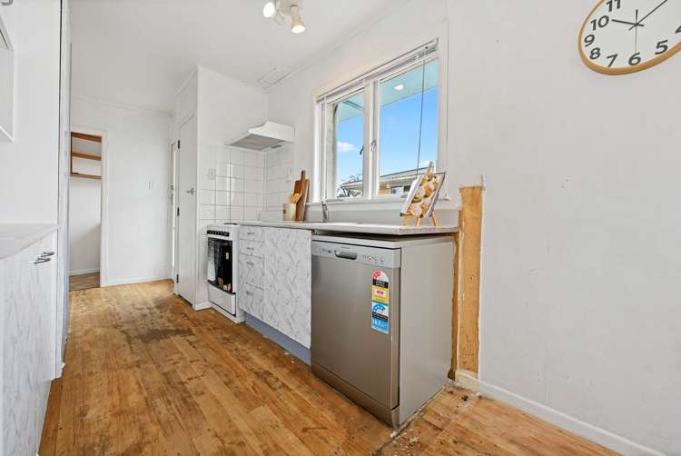 16 Te Anau Place Glenview_5