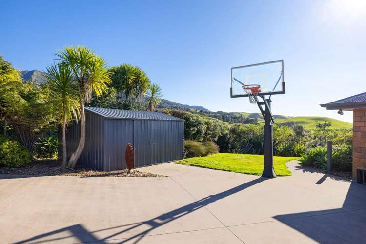 666 Te Hutewai Road Raglan_76