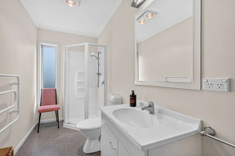 36B Guthrie Crescent Castlepoint_12