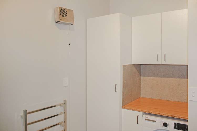 86a Grahams Road 1407_7