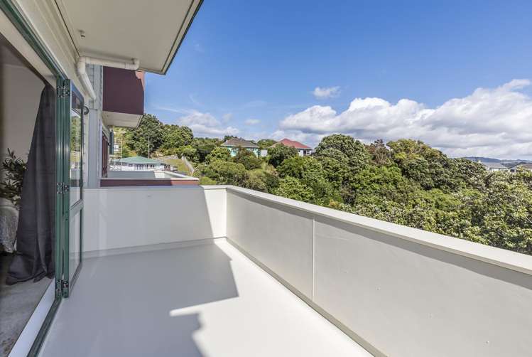 6 Mitika Way Strathmore Park_11